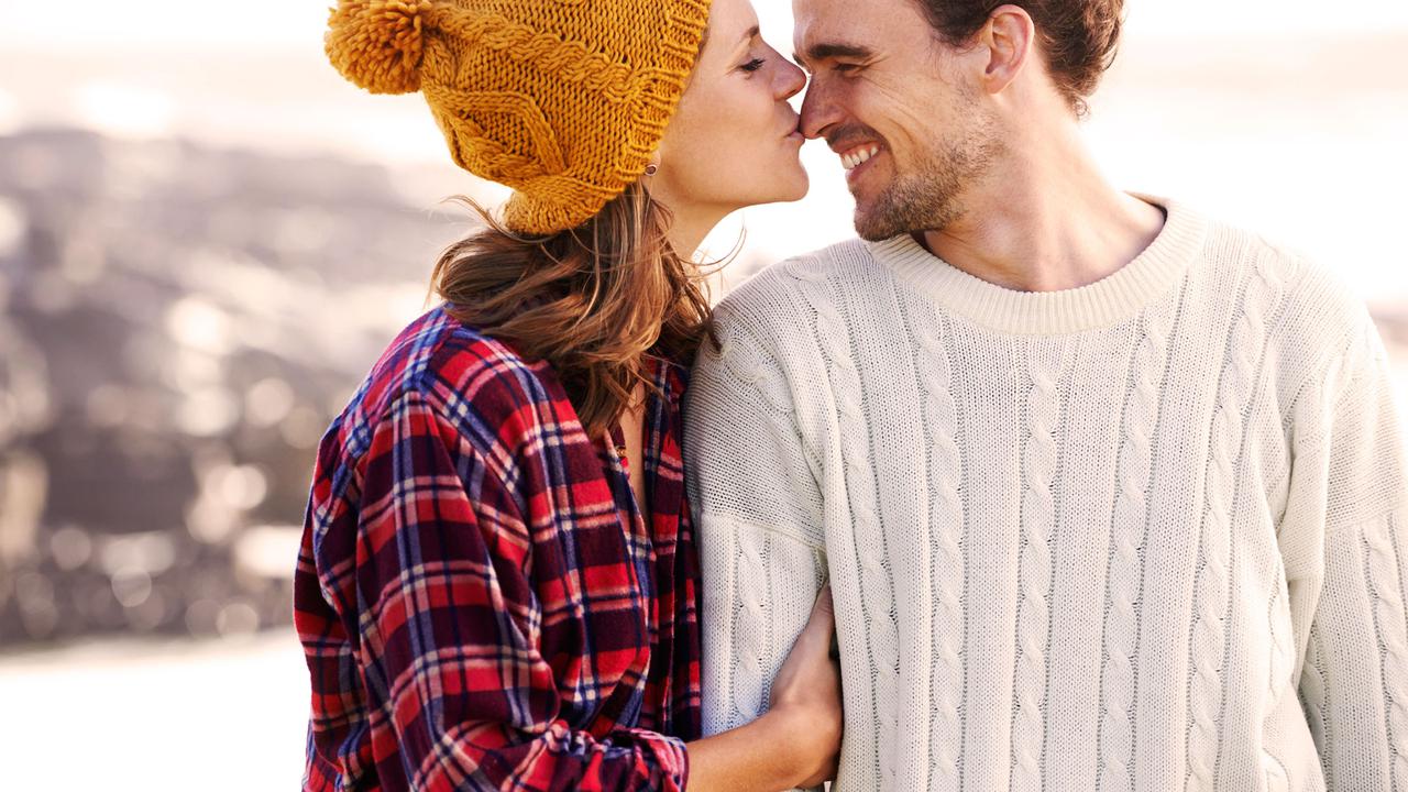 Sebenarnya Apa Makna dari Ciuman? Ini Faktanya