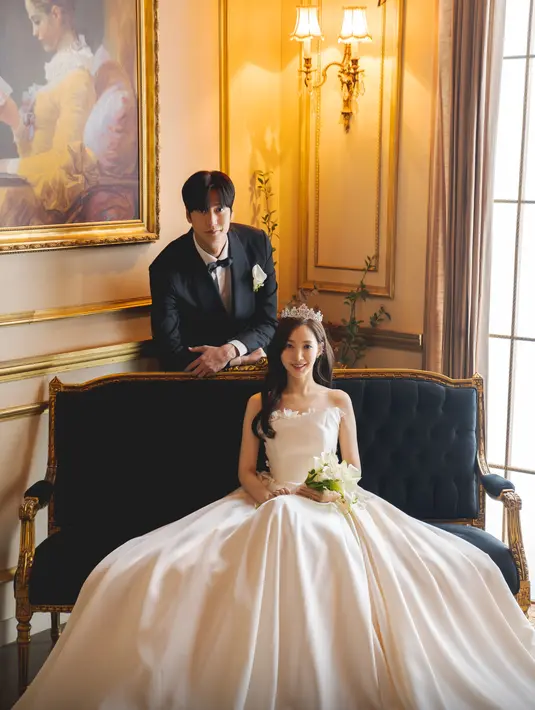 <p>Marry My Husband menceritakan kisah balas dendam Kang Ji Won yang sakit parah dan menyaksikan sahabatnya Jung Soo Min (Song Ha Yoon) dan suaminya Park Min Hwan (Lee Yi Kyung) berselingkuh&mdash;dan kemudian dibunuh oleh suaminya. (Foto: tvN)</p>