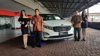 KIA Grand Sedona Diesel resmi meluncur di Indonesia.(Herdi Muhardi)