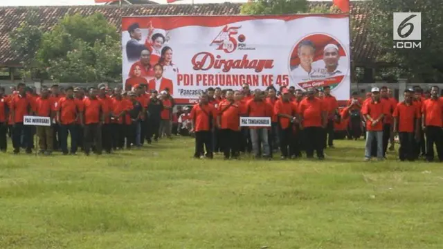 Peringatan Ulang Tahun PDI Perjuangan di Grobogan, Jawa Tengah berlangsung di lapangan Kalongan, Purwodadi, Grobogan.

DPC PDI Perjuangan sempat melakukan konsoliadi untuk pemenangan pasangan Cagub Ganjar Pranowo dan Taj Yasin, mereka mengklaim bis...