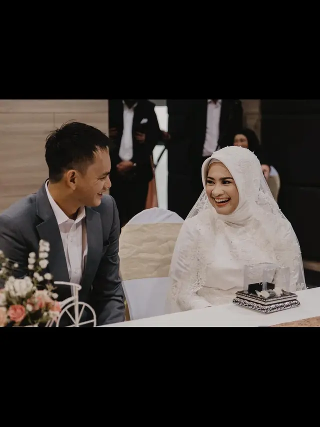 Ikke Nurjanah dan Karlie Fu. (Foto: Instagram @ikkenurjanah0518)