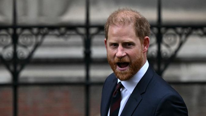Harry Guncang Sidang dengan Pengakuan soal William & Kate: Detail Mengejutkan Terkuak