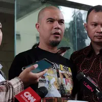 Ahmad Dhani (Deki Prayoga/bintang.com)