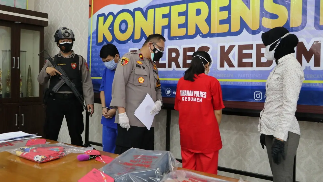 Kasus pembunuhan bayi berlatar hubungan terlarang pria beristri dan wanita rekan kerjanya, di Kebumen. (Foto: Liputan6.com/Humas Polres Kebumen)