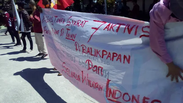 Sidang dugaan makar aktivis dan mahasiswa Papua dilakukan secara daring. (Foto: Liputan6.com/Abelda Gunawan)