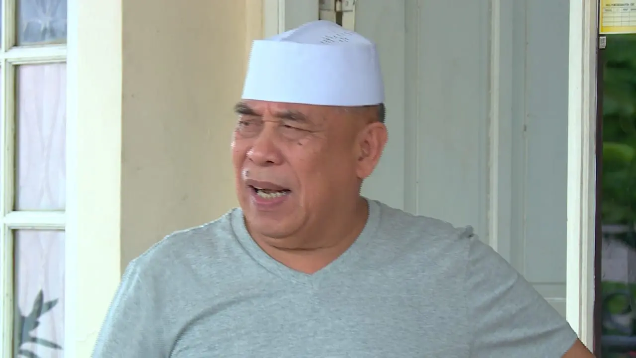 Jangan Panggil Gue Pak Haji