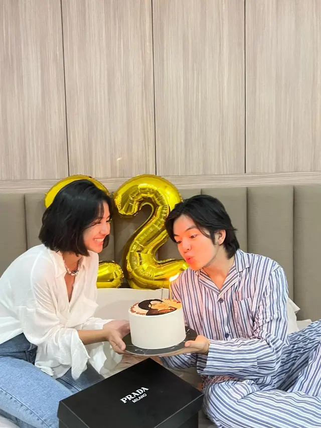 Angga Yunanda merayakan ulang tahun ke-22 (Foto: Instagram @anggayunandareal16)