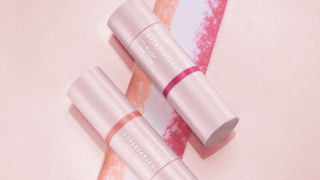 Makeup praktis untuk wanita urban