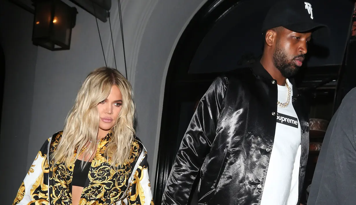 Kendati demikian Tristan terlihat tidak memberikan perhatian untuk para cewek tersebut. (starmagazine)