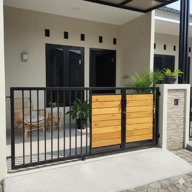 Model Pagar Teras Rumah Kecil (Foto: Gemini AI)