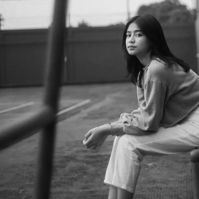 Debut di Dari Jendela SMP, Ini 6 Potret Alin Fauziah Pemeran Loly yang Memesona