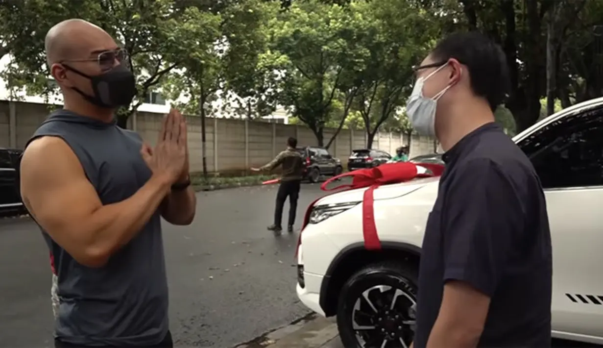 Deddy Corbuzier dan Dokter Gunawan (Youtube/Deddy Corbuzier)