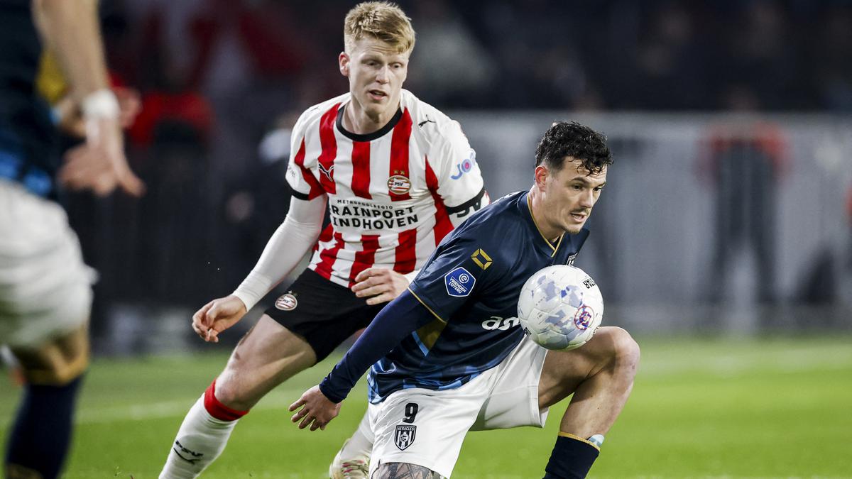 Penalti Unik Hornkamp Hop Gegerkan Sepak Bola, Bakal Jadi Tren seperti Panenka?