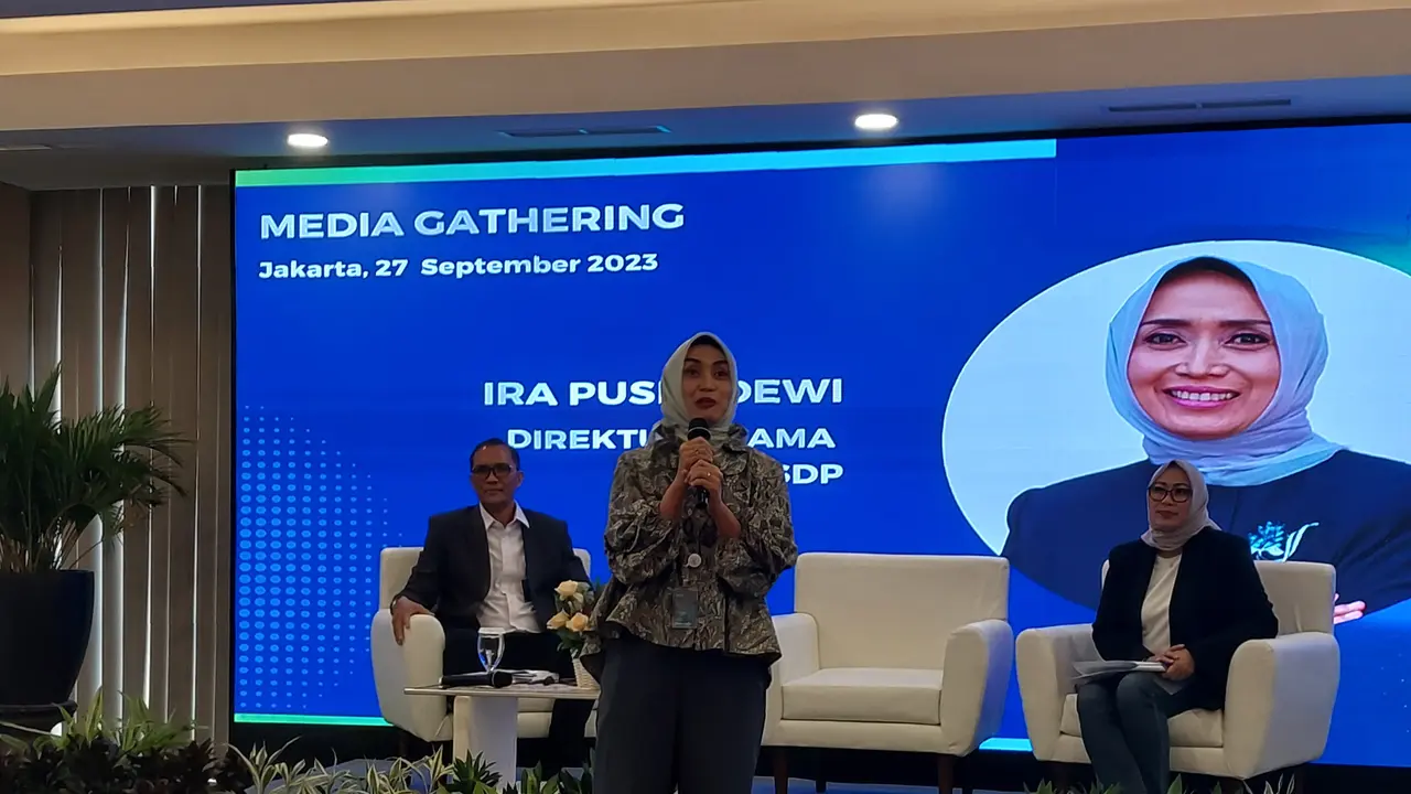 Direktur Utama ASDP Ira Puspadewi menerangkan pengembangan konsep Bakauheni Harbour City