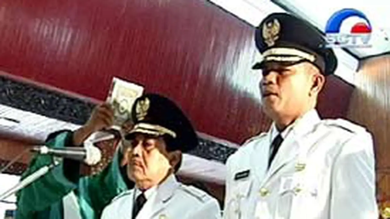 121003aPelantikan.jpg
