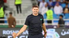 Benitez Sebut Steven Gerrard Lebih Komplet dari Cristiano Ronaldo