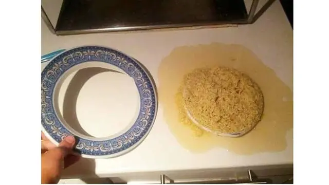 Potret 5 Makanan Tumpah Ini Bikin Nyesek Lihatnya
