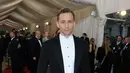 Lewat adegan itulah, Tom Hiddleston kebanjiran pujian dari netizen dan penggemarnya mengenai keindahan bokongnya. (AFP/Bintang.com)