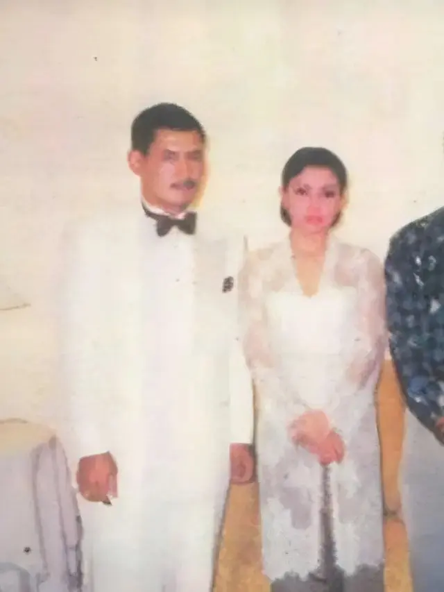 Potret Lawas Pernikahan Bambang Trihatmodjo dengan Mayangsari, Sederhana