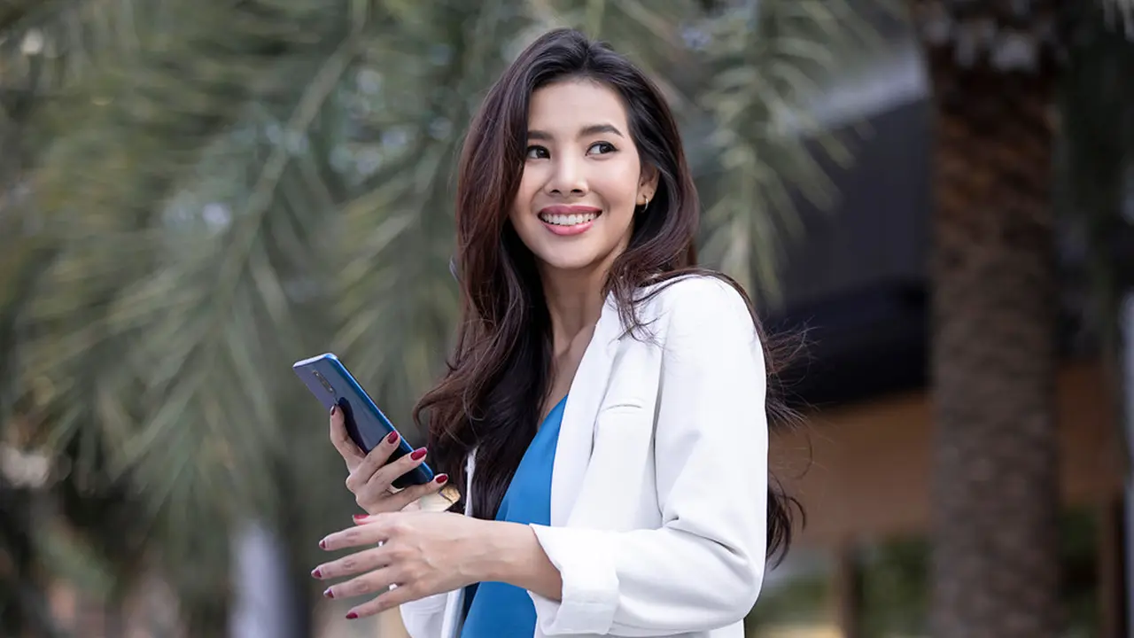 bekerja karir dewasa mandiri bahagia single