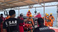 Basarnas menerjunkan robot bawah air ROV untuk mencari black box dan korban pesawat Sriwijaya Air SJ 182 di perairan Kepulauan Seribu. (Dok Istimewa)