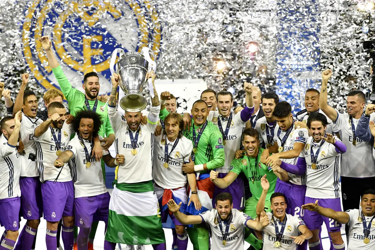 Klub Terbaik Versi UEFA