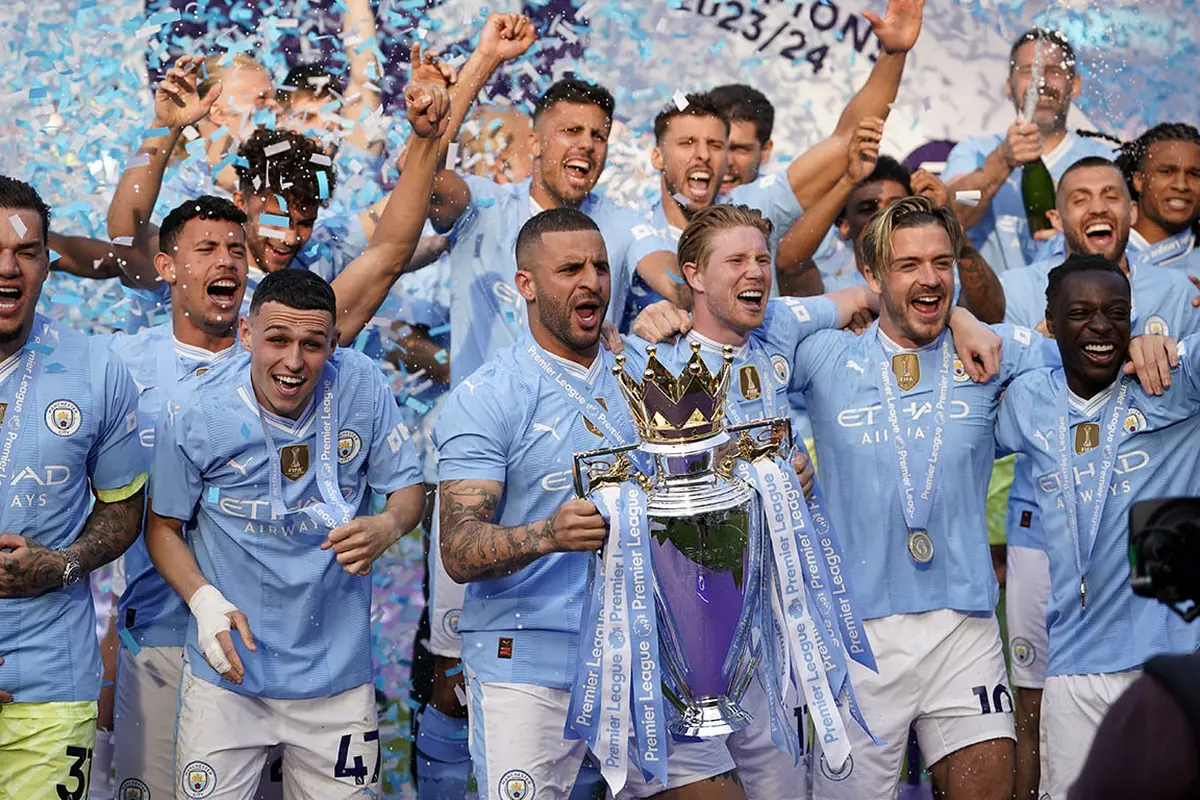 Foto: Taklukkan West Ham, Man City Raih Gelar Juara Liga Inggris 2023/2024, Jadi Klub Inggris Pertama yang Meraihnya 4 Musim Beruntun