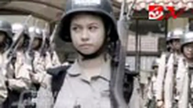 Yuki Kato Latihan Jadi Polwan