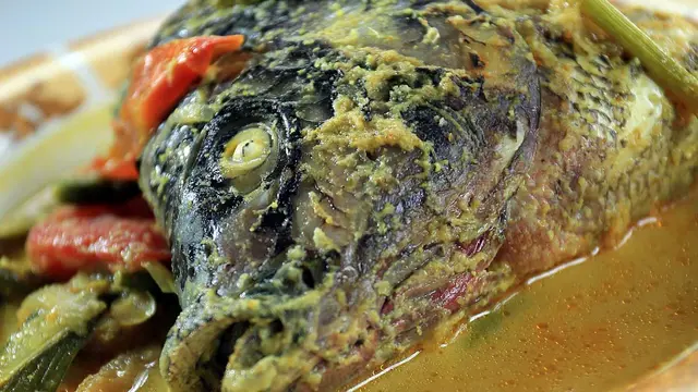 [Bintang] Makanan pesta adat Kahiyang Ayu - Bobby Nasution