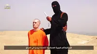 Pria bertopeng dan berbaju hitam itu muncul di video eksekusi ISIS, berperan sebagai algojo yang disebut dengan nama "Jihadi John".