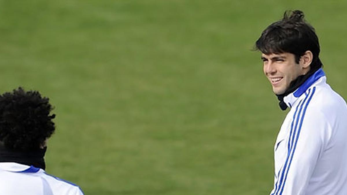 Pintu Milan Terbuka buat Kaka
