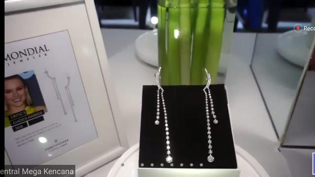 Anting Anting Panjang Bakal Jadi Tren Perhiasan Berlian Pada 2021 Lifestyle Liputan6 Com