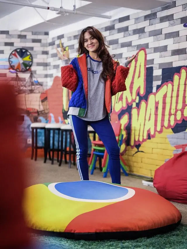 [Bintang] Sheryl Sheinafia