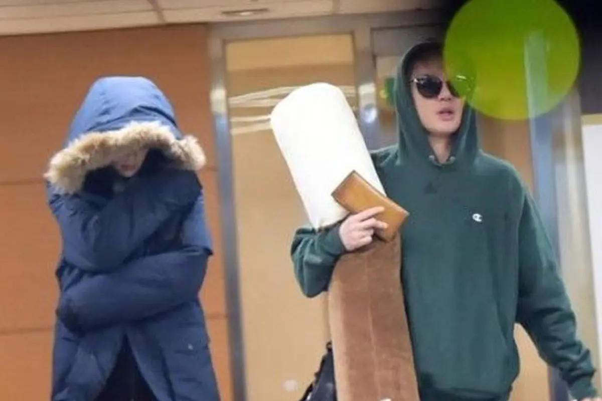 Hani EXID dan Junsu JYJ