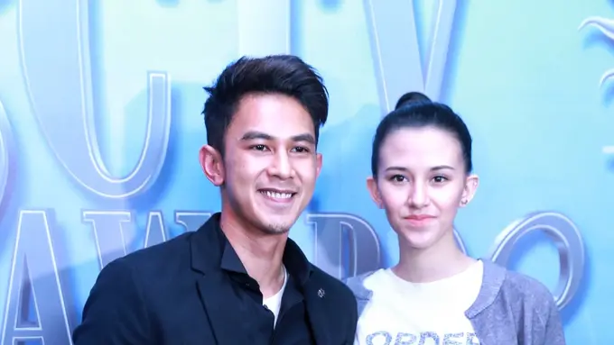 [Bintang] Dahlia Poland dan Fandy Christian