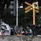 Sejumlah manusia silver bersiap untuk mencari uang di lampu merah kawasan Manggarai, Jakarta, Minggu (18/10/2020). Institute for Development of Economics and Finance (Indef) memproyeksikan angka kemiskinan di Indonesia naik pada periode September 2020. (merdeka.com/Iqbal S. Nugroho)