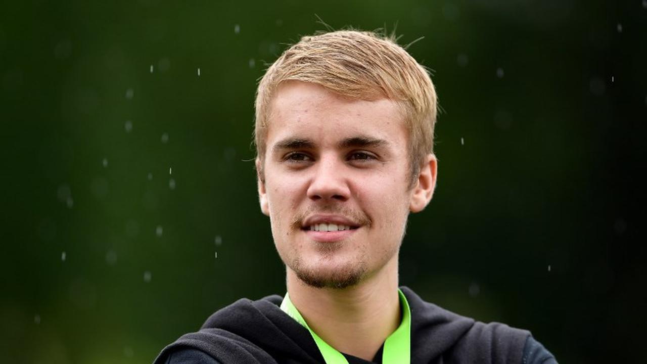 [Bintang] Selena Gomez