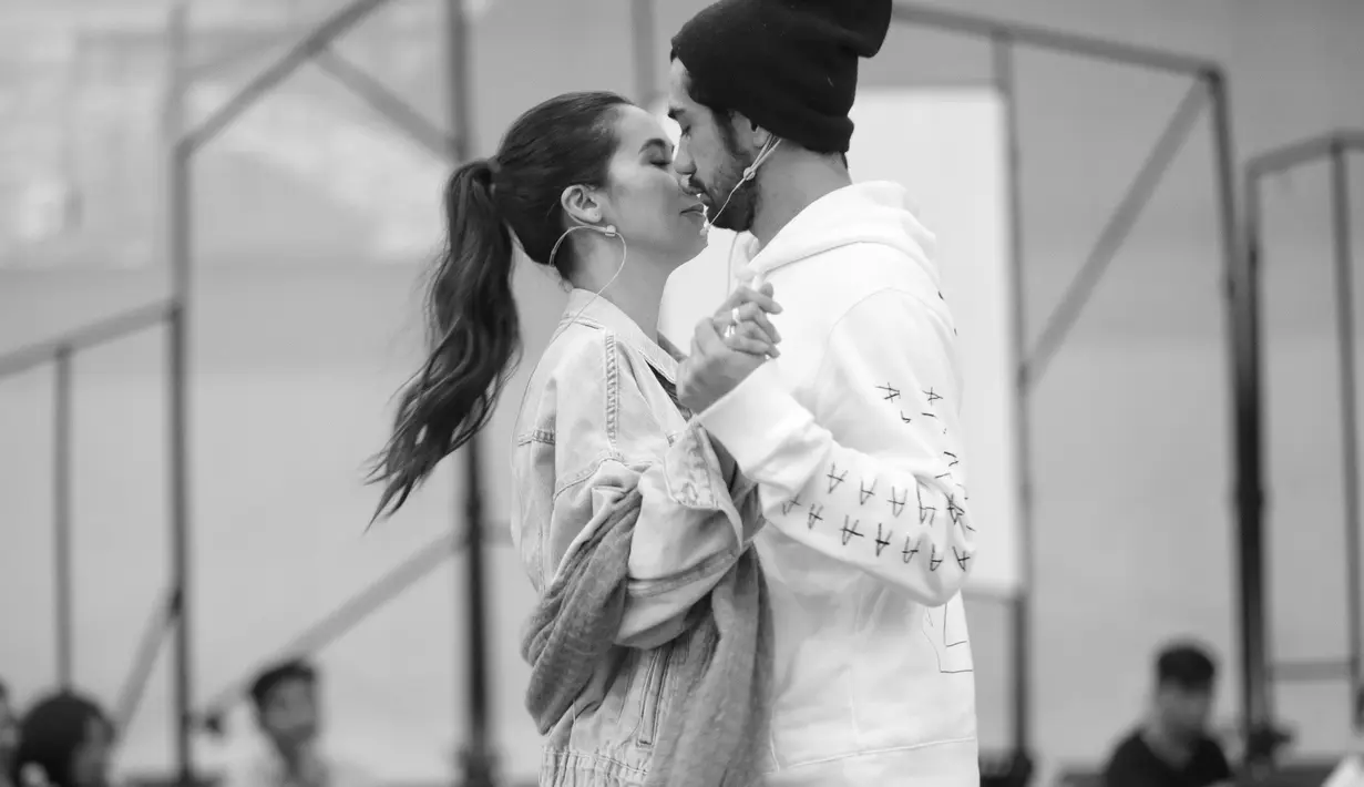 Marsha Timothy dan Reza Rahadian