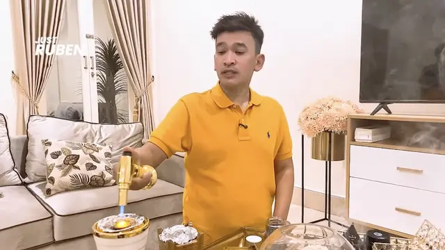 Potret Ruang Tamu Rumah Ruben Onsu yang Terhubung dengan Ruang Makan