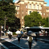 Ilustrasi masyarakat yang pintar. (Foto: Unspplash/Ryutaro Uozumi)