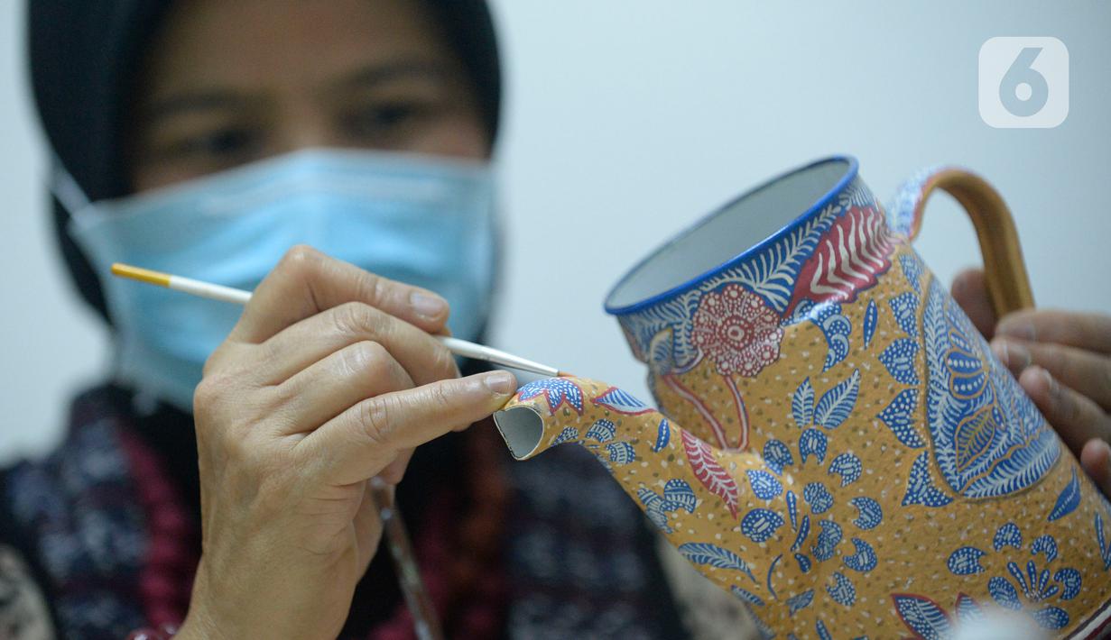 FOTO: Potret Perajin Lukis Batik Ketel - Bisnis Liputan6.com