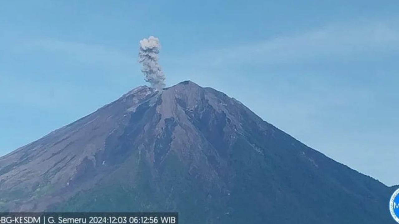 Erupsi Gunung Semeru di Lumajang (Istimewa)