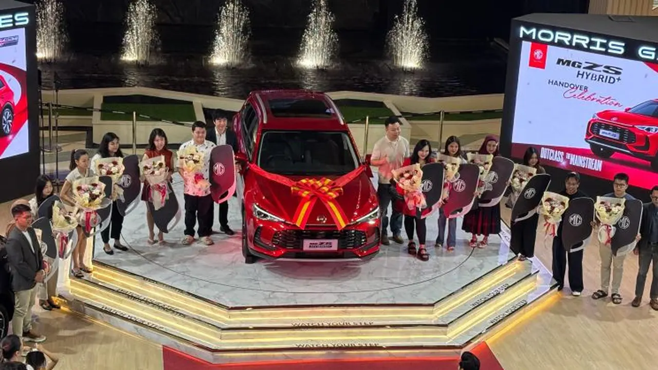 MG Mulai Kirim 100 Unit Pertama MG ZS Hybrid+ ke Garasi Konsumen (Arief A/Liputan6.com)