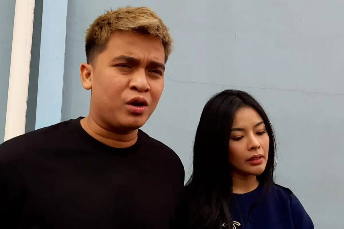 Billy Syahputra dan Elvia Caroline