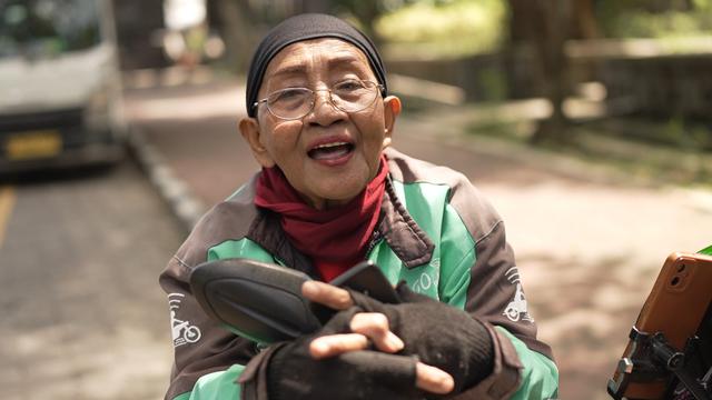 Pengemudi Ojol di Solo Rasakan Manfaat BHR Naik: Senang Banget, Terima Kasih Presiden Prabowo