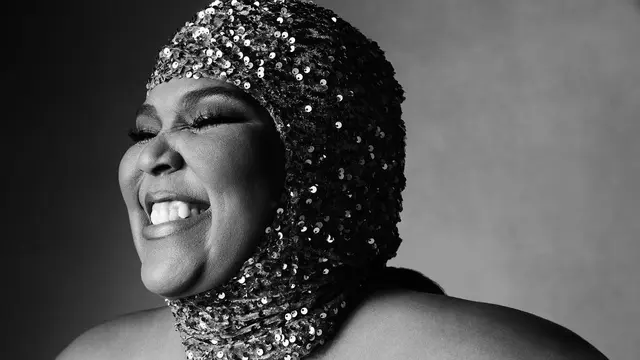 Lizzo (Foto Instagram/lizzobeeating)