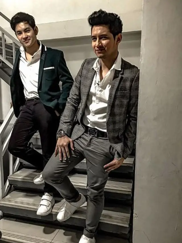 6 Potret Chand Kelvin dan Aditya Suryo, Kakak dan Adik Kompak