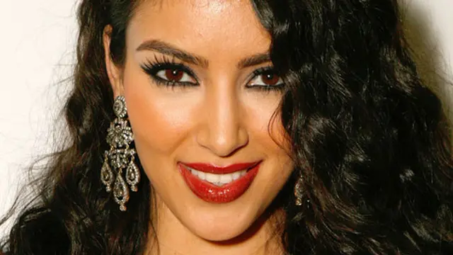 Metamorfosa Kim Kardashian, 2007