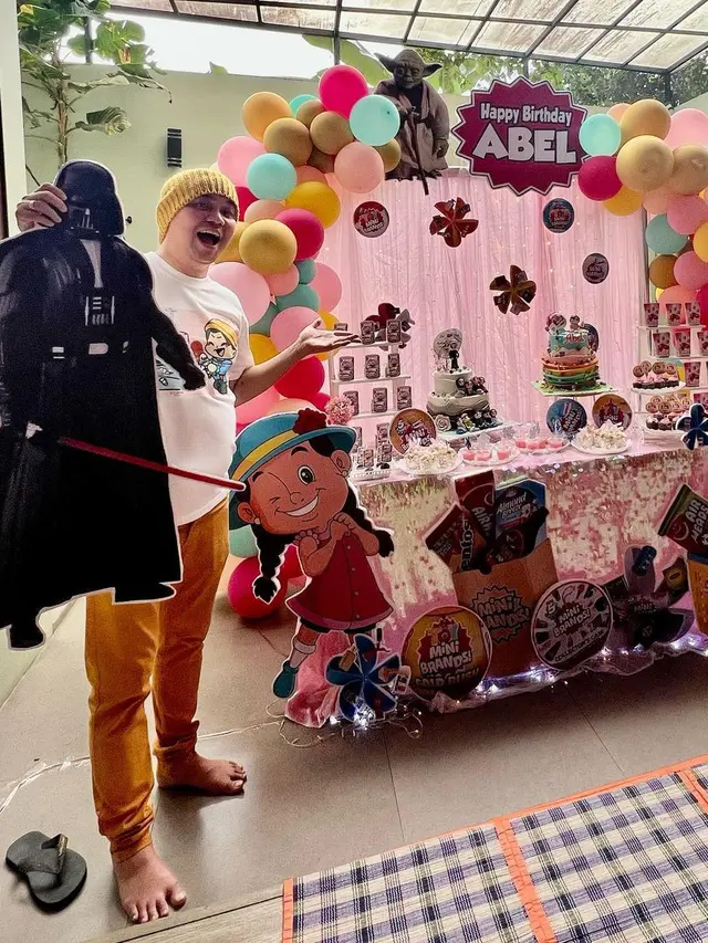 Perayaan ultah Indra Bekti ke-45 bersamaan dengan sang putri kedua Amabell (Foto: IG indrabekti)