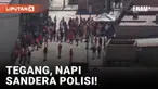 Narapidana di penjara Ekuador mengamuk dan sandera puluhan petugas polisi dan sipir penjara. Aksi brutal ini dipicu pemindahan sejumlah napi ke penjara lain.
